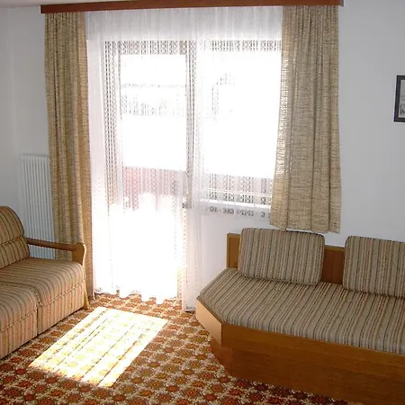 Haus Erika Apartamento *