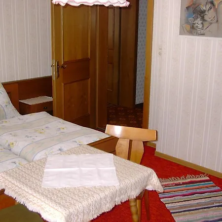 Haus Erika Apartamento *